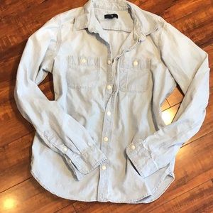 Gap jean shirt. XX